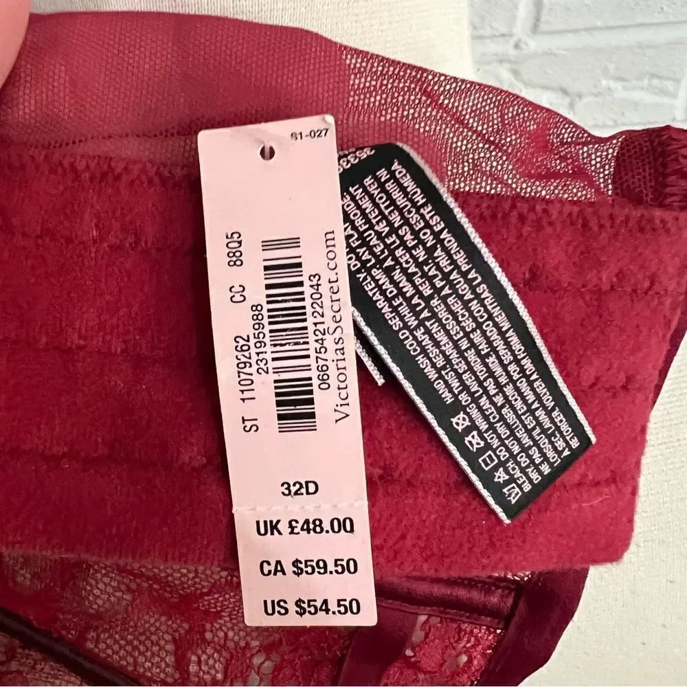 NWT Victoria’s Secret Very Sexy Unlined Demi Lace Bra Size 32D